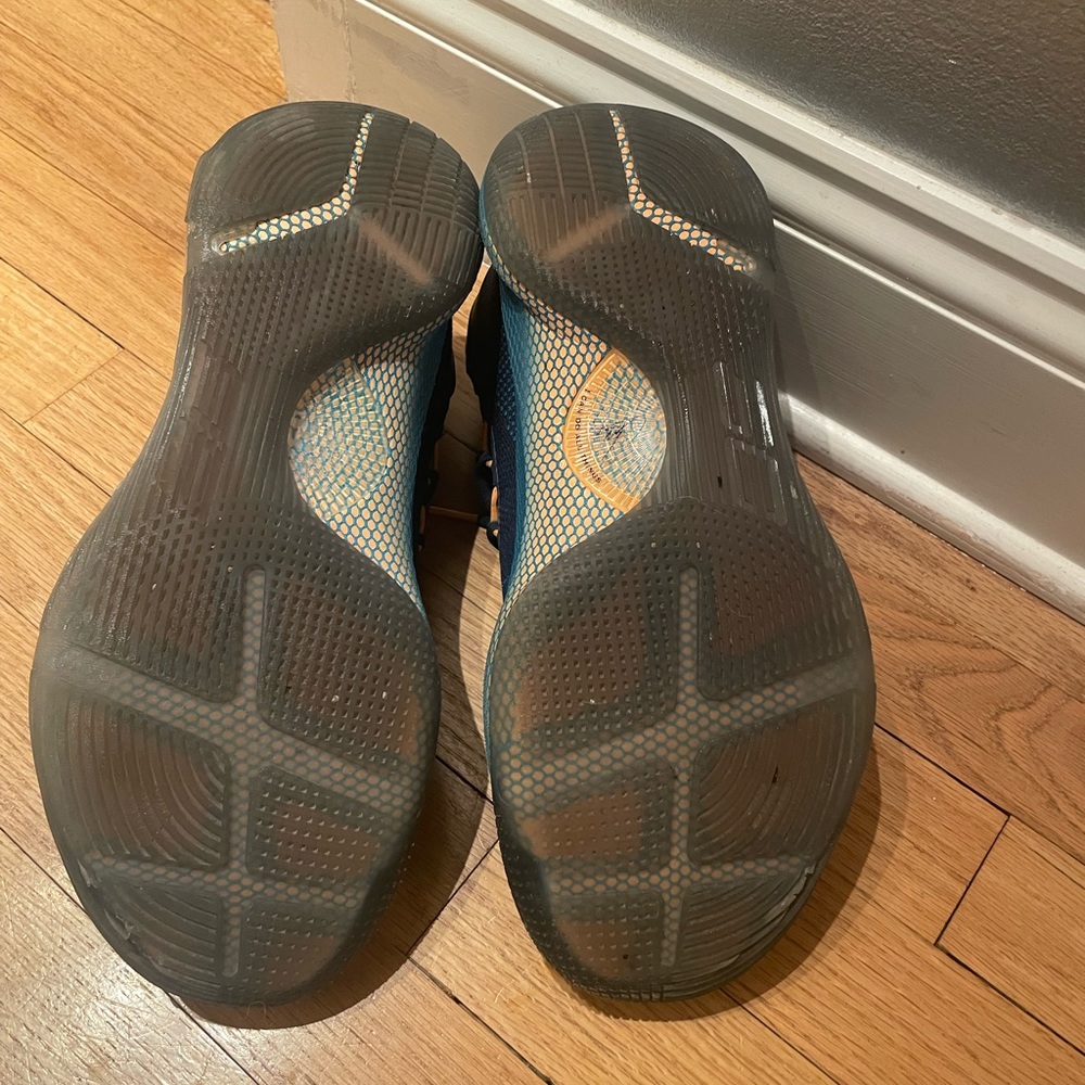 Under Armour basketball shoes - Picture 8 of 8